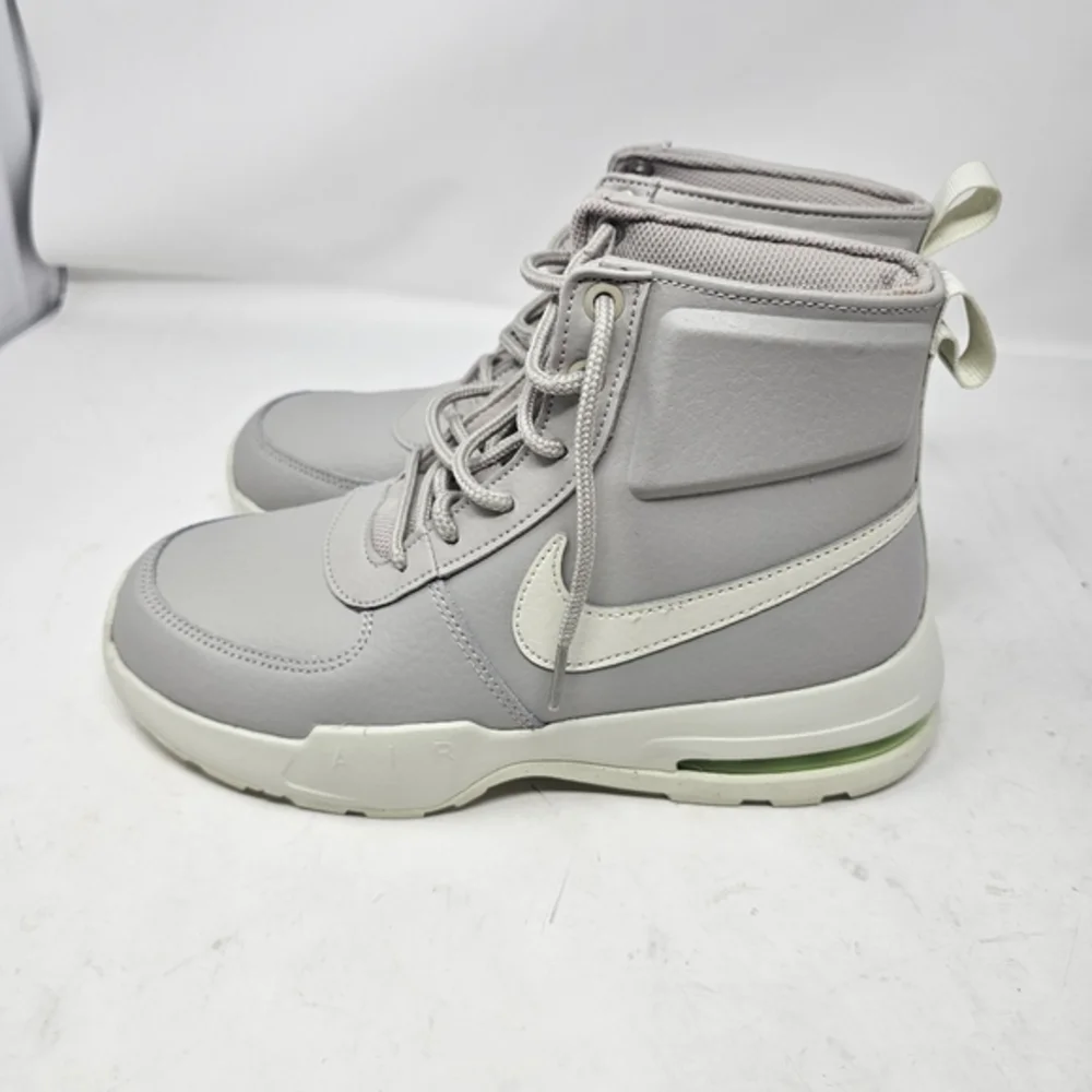 New Nike Air Max Goaterra 2.0 Big Kids All Weather Boot Size 7y DC9515-002 Gray.